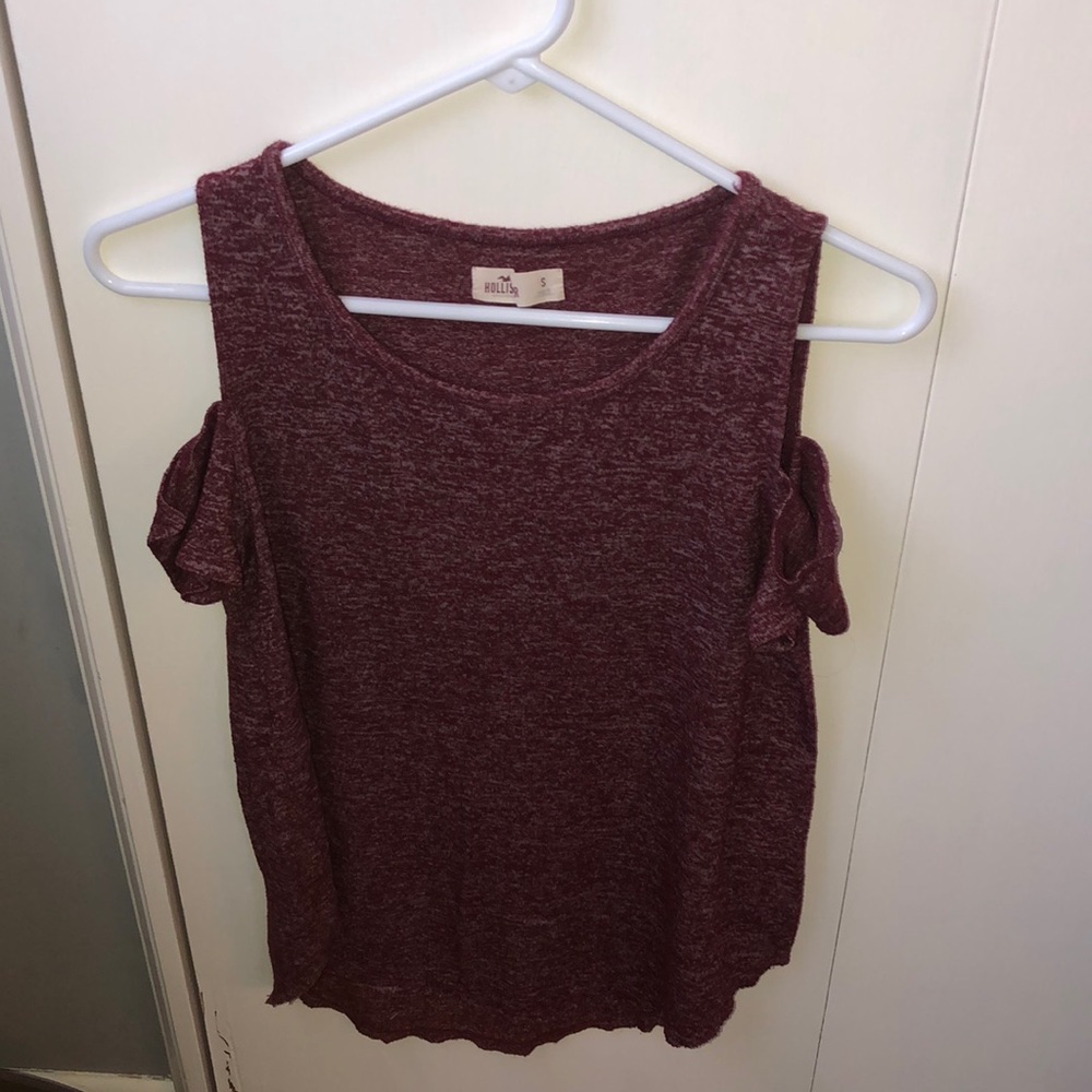 hollister keyhole top